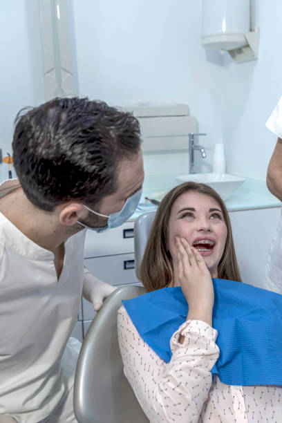 Best Cracked Tooth Emergency Dentist  in Belmont, WI